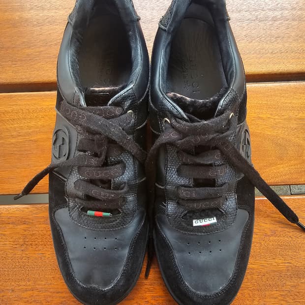 구찌 블랙 스니커즈