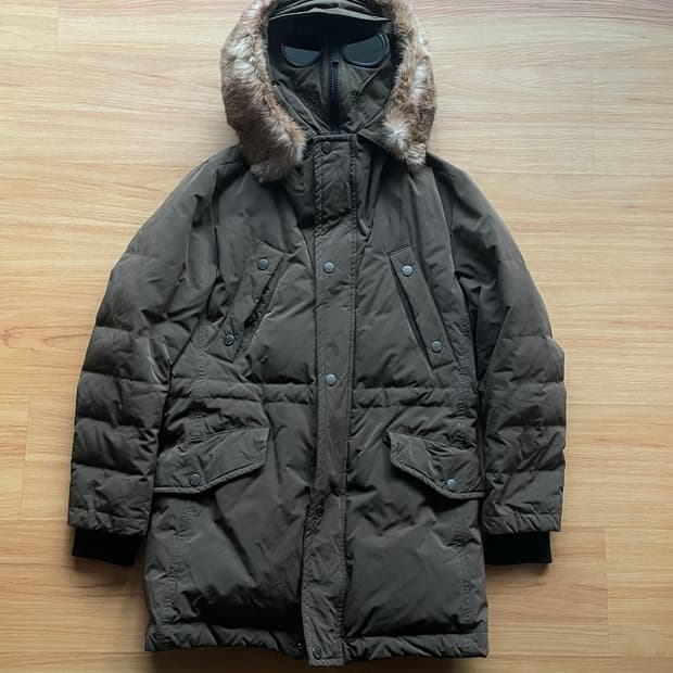 11fw Cp컴퍼니 풀 마스크 패디드 자켓