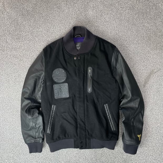 나이키 코비브라이언트 레더 패치 스타디움