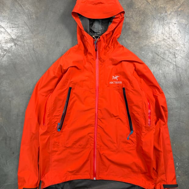 아크테릭스 제타 바람막이