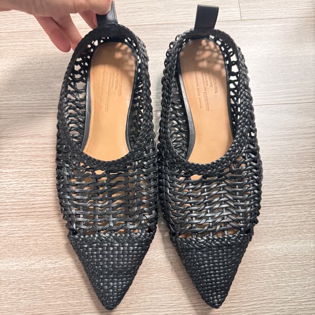 Arket 레더 브레이드 플랫슈즈