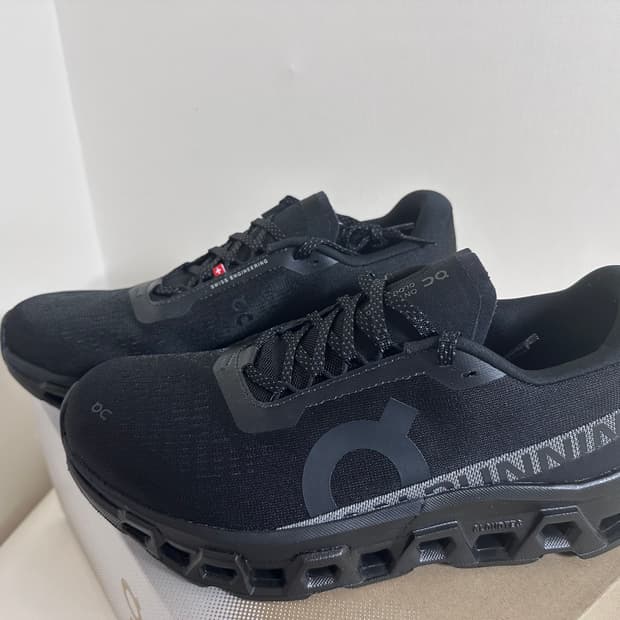 온러닝 클라우드몬스터2 블랙