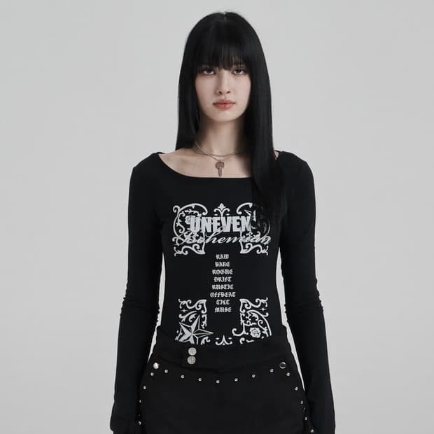illio Black Bohemian graphic longsleeve