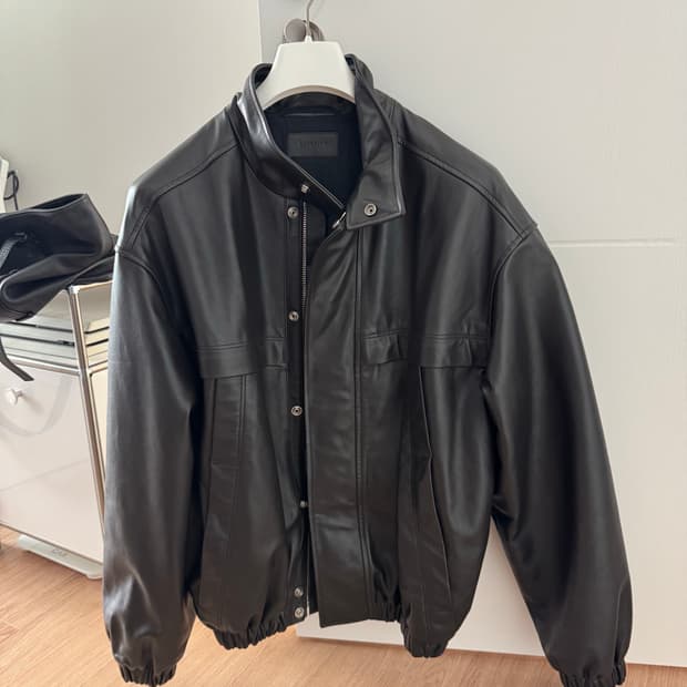 [S] 르메르 23fw 레더 블루종