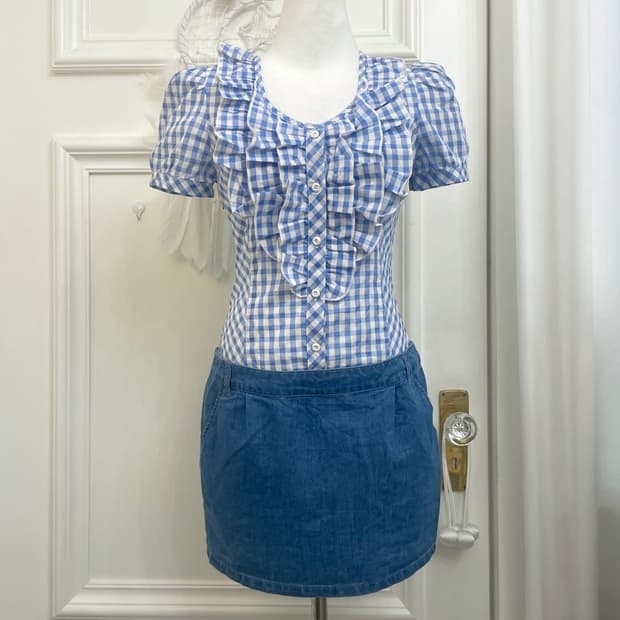 sky blue ginham check ruffle top denim s