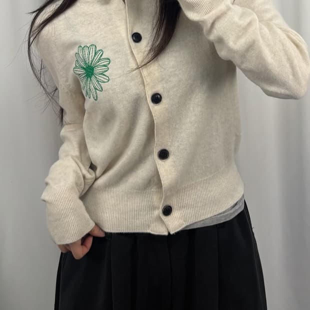 마르디 메크르디 아이보리 가디건