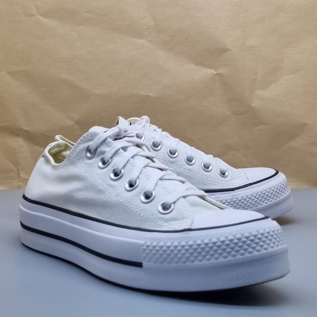 컨버스 올스타 리프트 플랫폼 여성스니커즈235 
