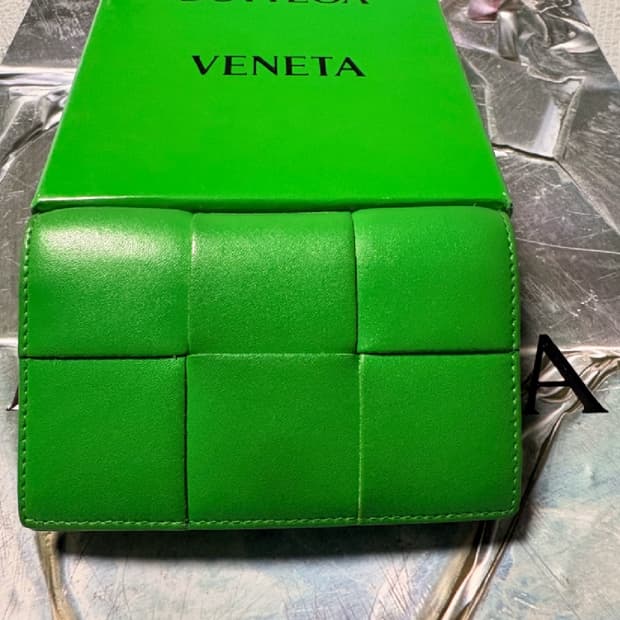 보테가 베네타 카세트 비즈니스 카드지갑