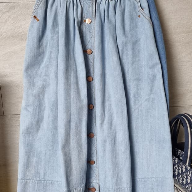 정품) 럭키슈에뜨 데님 스커트 