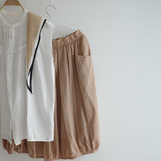 ICHIOKU 
• 진베이지  코튼 롱 스커트