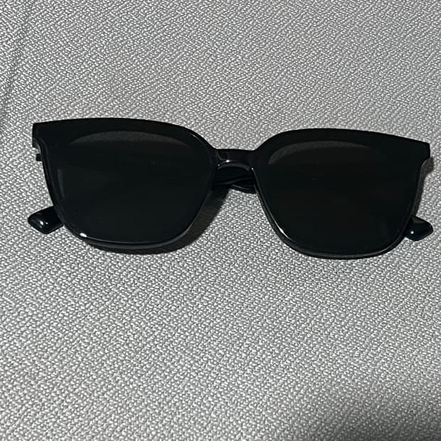 젠틀몬스터 릴리트 01 단품