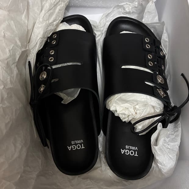 토가 비릴리스 슬리퍼 41