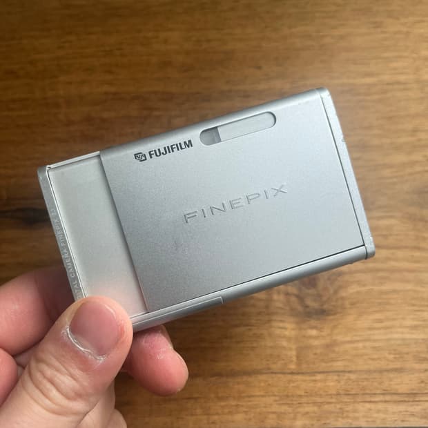 후지필름 파인픽스 z1