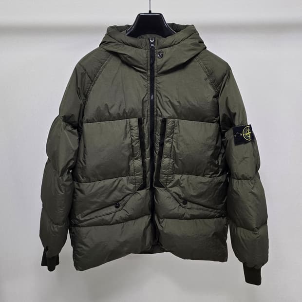 23fw 스톤아일랜드 크링클랩스 패딩 L사이즈 100 판매