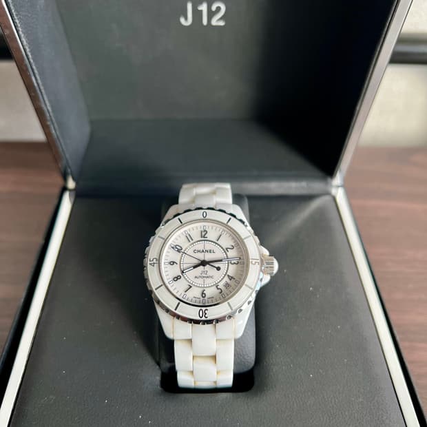 샤넬 J12 38mm 화이트 세라믹