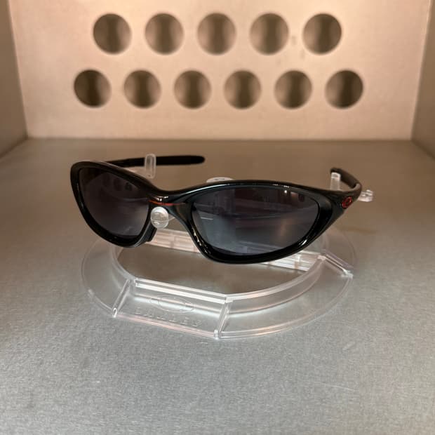 오클리 XX 트웬티 (2000)