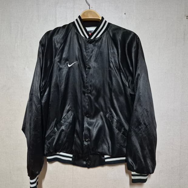 나이키 올드스쿨 레트로 자켓(L)
