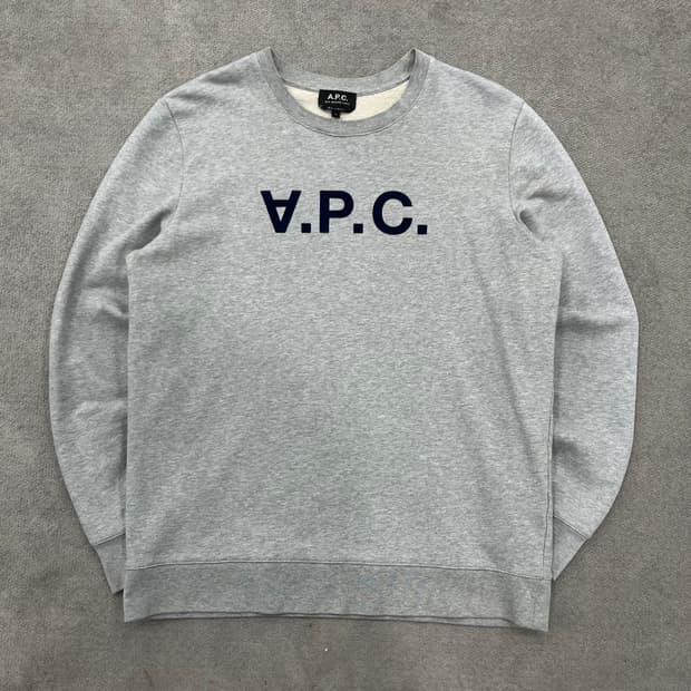 L APC 아페쎄 로고 맨투맨 스웻셔츠