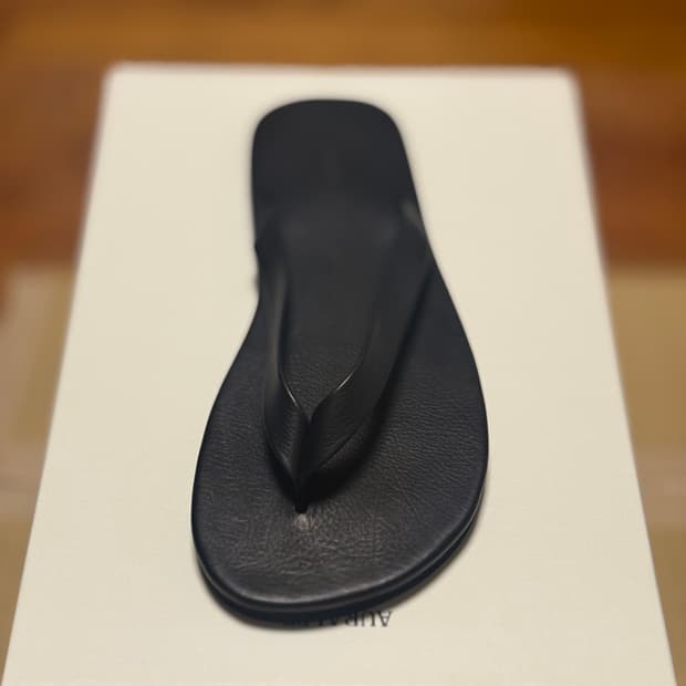 auralee 오라리 샌들