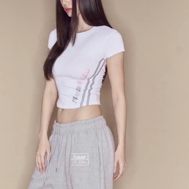 플리즈노팔로우 백리스 로고 라인탑 화이트