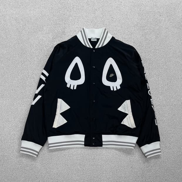 나이키 x 카세트플레야 사틴 바시티 자켓 블랙