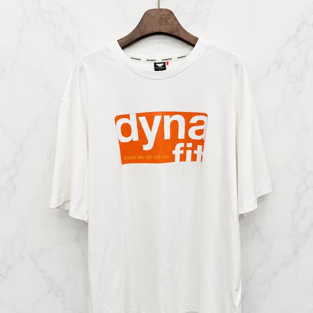L,100 )) DYNAFIT 다이나핏 반팔티셔츠! 깔끔하고 예쁜 디자인