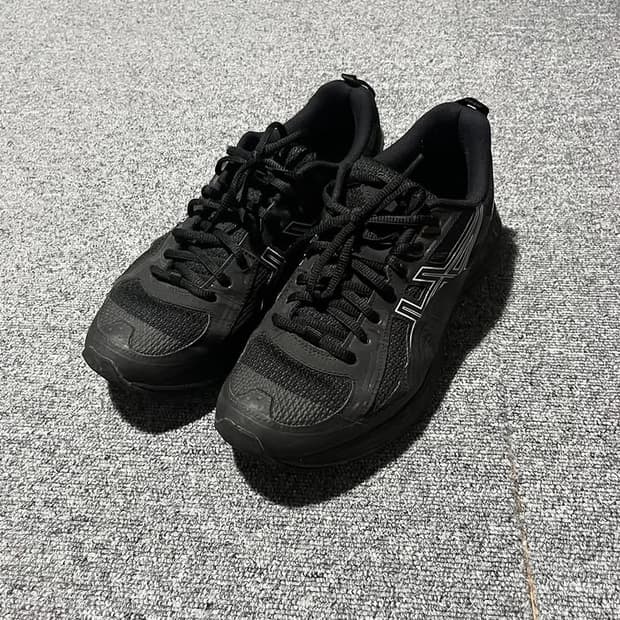 Kiko kostadinov asics