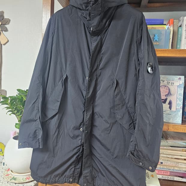 100사이즈)CP컴퍼니 나일론 야상 코트 자켓 팔아요 씨피컴퍼니 l 라지
