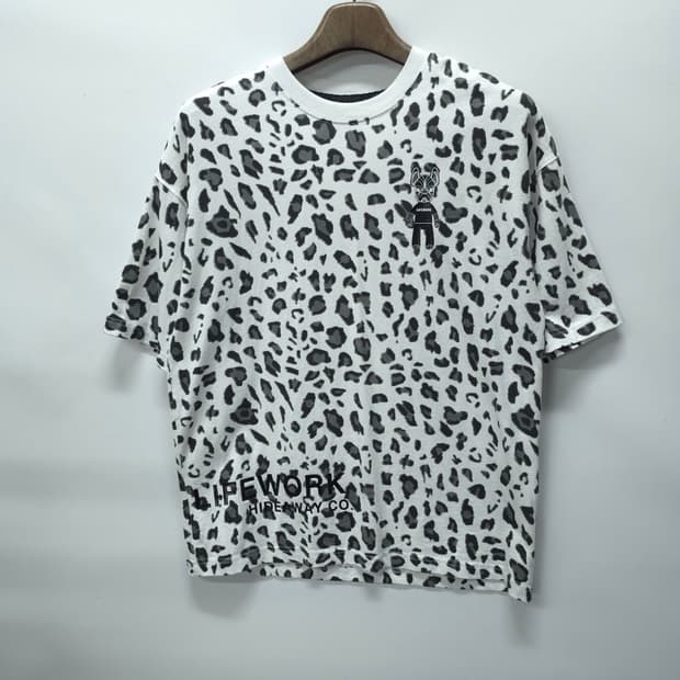 라이프워크 남여공용 레오파드 불독 오버핏 반팔 티셔츠(S)