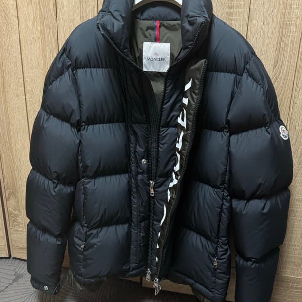 몽클레어 패딩