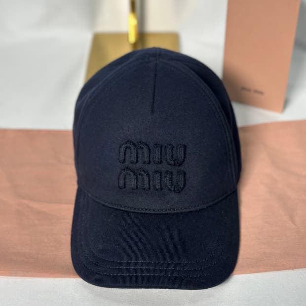 미우미우 데님 베이스볼캡 새상품