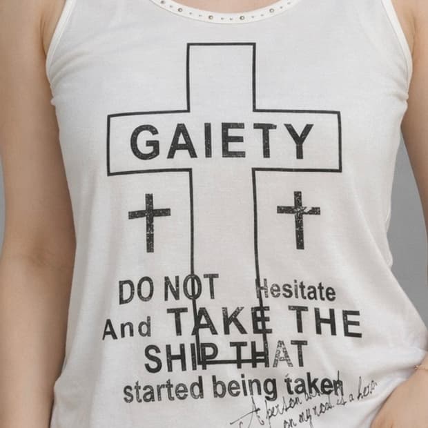 (이체시에눌)galyge 갈리지 고딕펑크 큐빅 징 십자가 화이트 나시