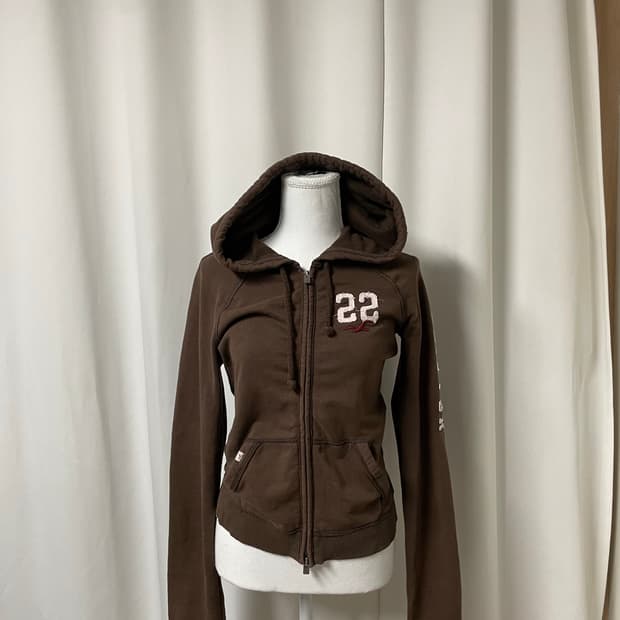 유일)홀리스터 딱붙 브라운 투웨이 후드집업 딸기초코