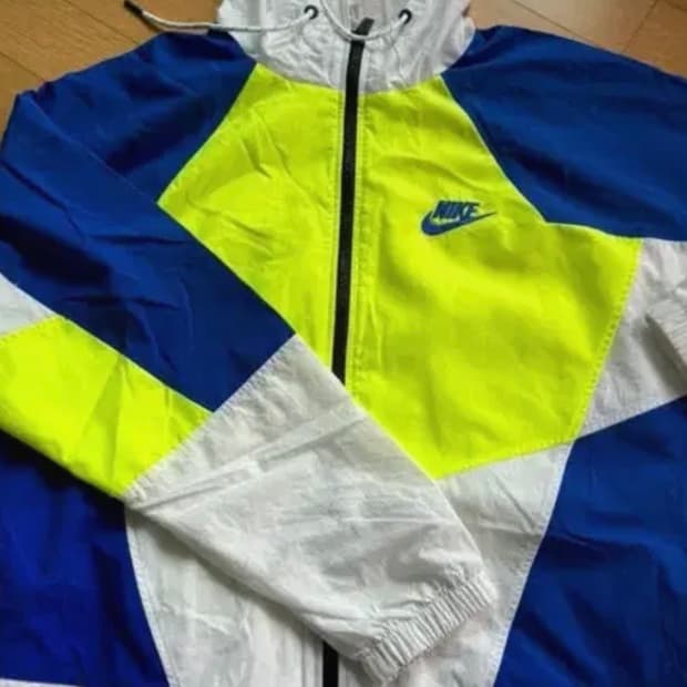 Nike 