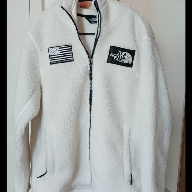 노스페이스 50주년 화이트 플리스 후드 양털 뽀글이 m