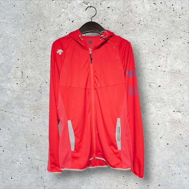 데상트 후드집업 바람막이 (95/M)