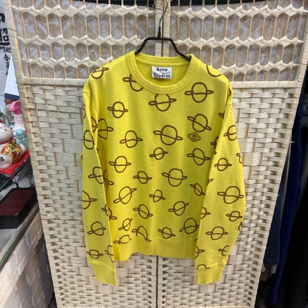 66-77 정품 아크네스튜디오 맨투맨 팝니다