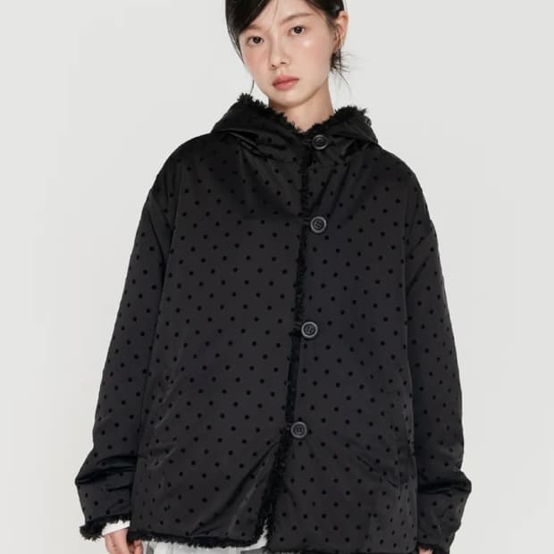 도트 리버시블 퍼자켓 블랙