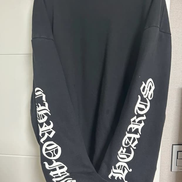 크롬하츠 크루넥 맨투맨 2xl 팝니다