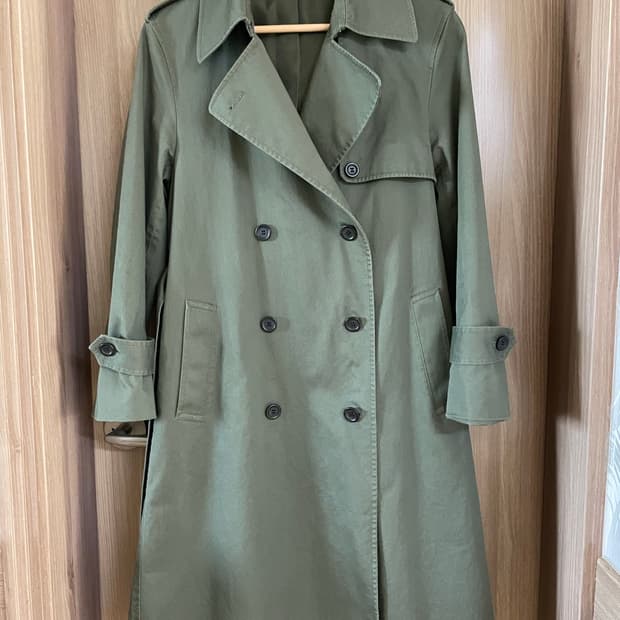 유니클로 카키 트렌치 코트 S
