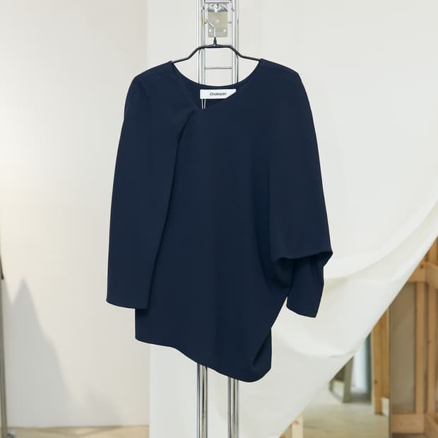 Draping Three-Quarter Sleeve T-Shirt