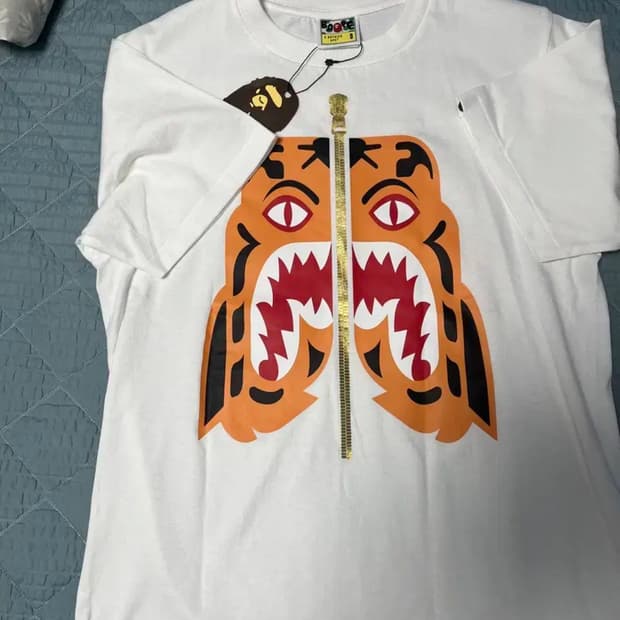 베이프 타이거반팔s 새상품