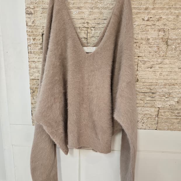 Still J 앙고라 V넥 니트