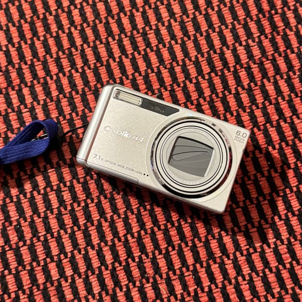 리코 ricoh caplio r4 