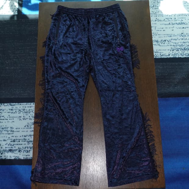 니들스 플레어핏 프린지 벨벳 팬츠