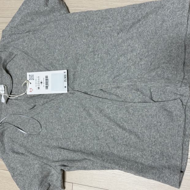 새상품) m사이즈) 자라 롤업 홀터넥 티셔츠 그레이 5644 107