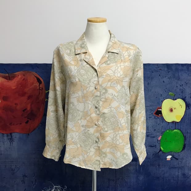 B4) Japan Vintage Blouse 