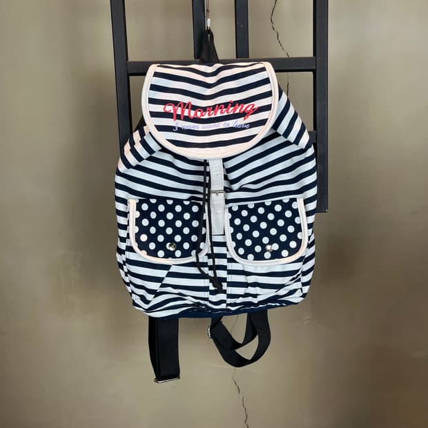 단가라 모리 도트 백팩