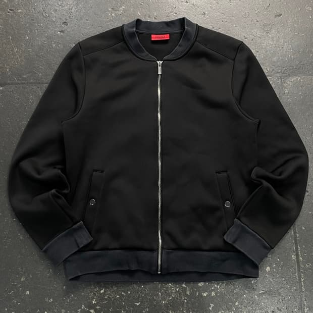 95 휴고보스 블랙 암 로고 집업 