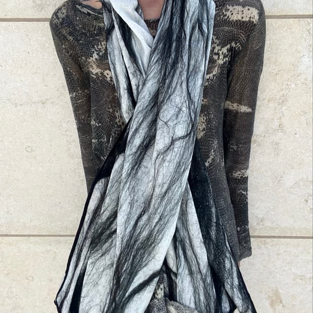 10’s Mood Shadow Washed Scarf